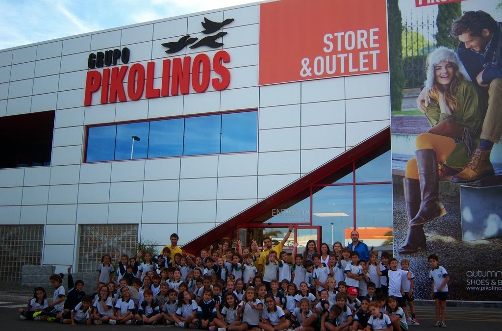 3º de Primaria visita una fábrica de calzado