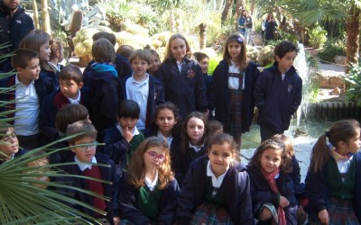 L@s alumn@s de 1º de primaria han vistado el Huerto del Cura.