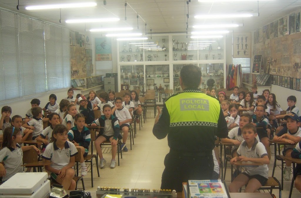 L@s alumn@s de 3º Y 4º  han visitado el Parque de Tráfico de Elche.