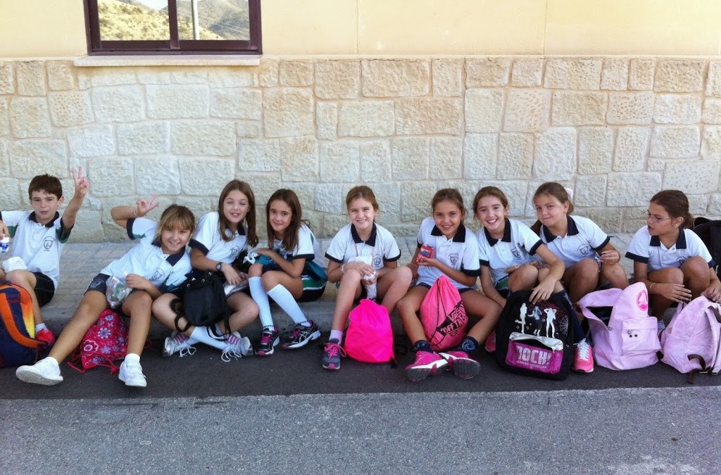 L@s alumn@s de 4º de primaria han visitado Jijona y las Cuevas de Canelobre.