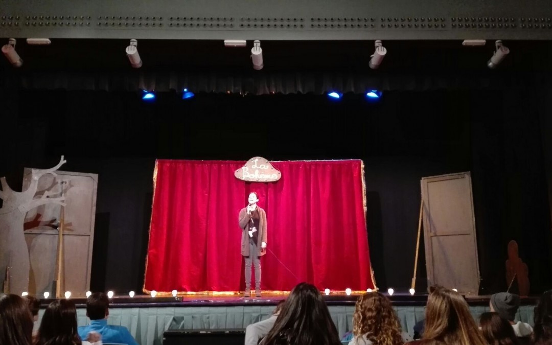 Los alumnos y alumnas de francés van al teatro