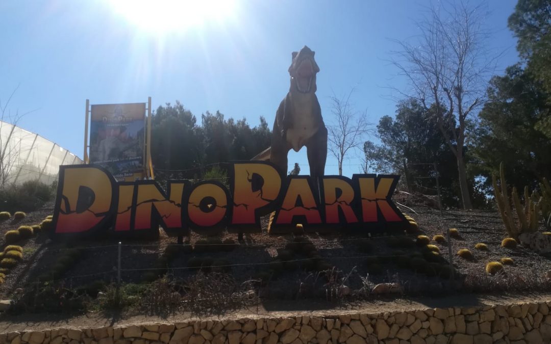 Excursión a DINOPARK